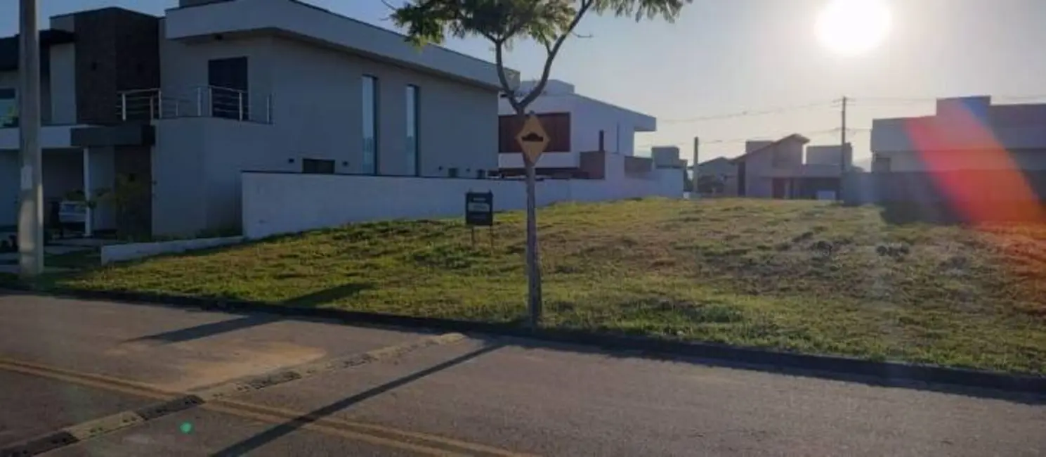 Foto 3 de Terreno / Lote à venda, 314m2 em Taubate - SP