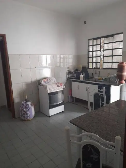Foto 2 de Casa com 3 quartos à venda, 90m2 em Residencial Campos Maia, Pindamonhangaba - SP
