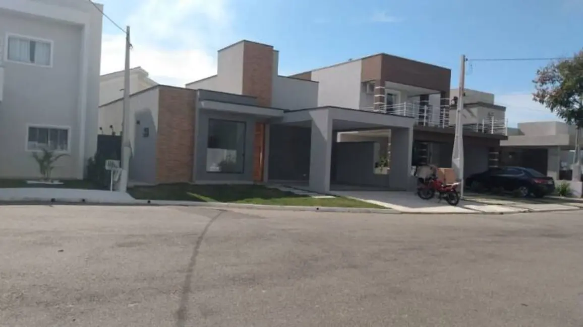 Foto 2 de Casa com 3 quartos à venda, 156m2 em Tremembe - SP