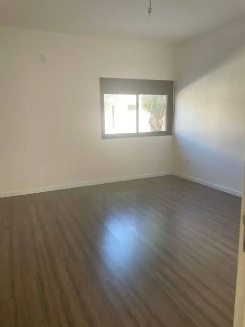 Foto 4 de Casa com 3 quartos à venda, 242m2 em Vila Costa, Taubate - SP