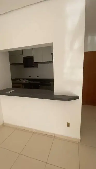 Foto 4 de Sala Comercial para alugar, 60m2 em Areão, Taubate - SP