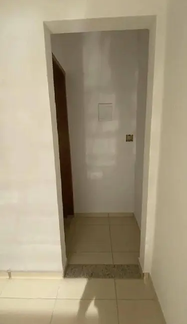 Sala Comercial para alugar, 60m2 em Areão, Taubate - SP - imagem 3 Foto 3 de Sala Comercial para alugar, 60m2 em Areão, Taubate - SP