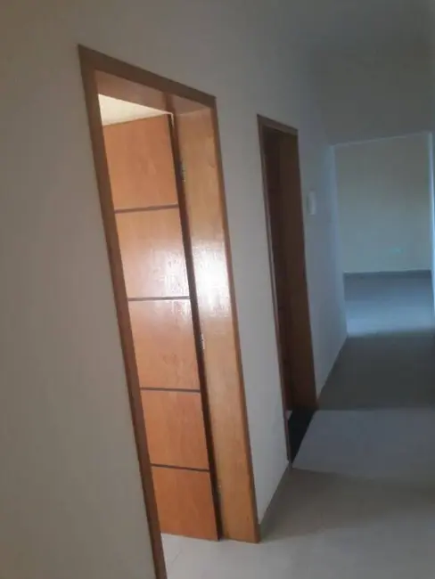 Foto 9 de Casa com 2 quartos à venda, 70m2 em Parque São Luís, Taubate - SP