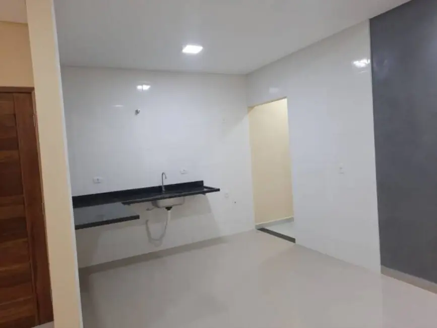 Foto 9 de Casa com 2 quartos à venda, 72m2 em Residencial Estoril, Taubate - SP