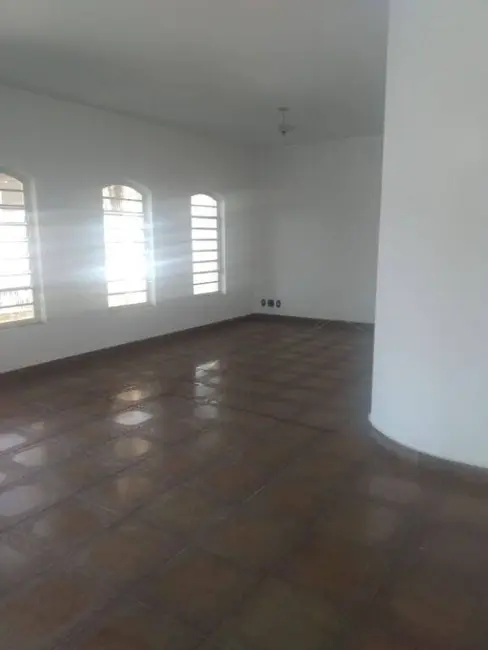 Foto 8 de Casa com 3 quartos à venda, 377m2 em Jardim das Nações, Taubate - SP