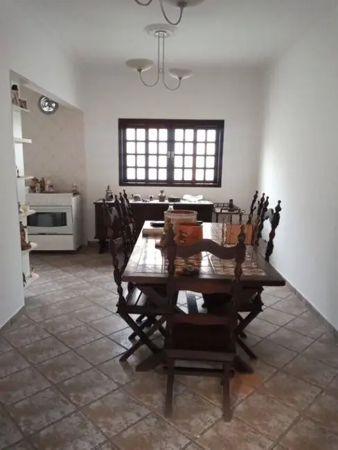 Foto 1 de Casa com 3 quartos à venda, 216m2 em Jardim das Nações, Taubate - SP