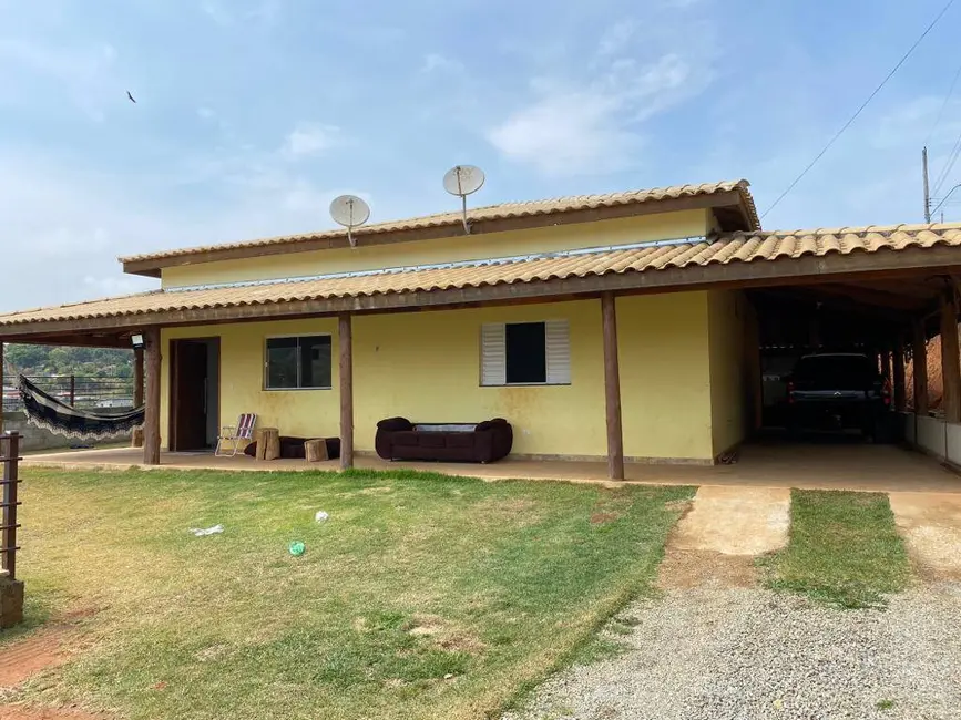 Foto 3 de Chácara com 3 quartos à venda, 1000m2 em Barreiro, Taubate - SP