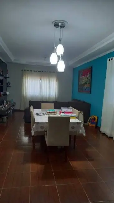 Foto 9 de Casa com 3 quartos à venda em Jardim Continental II, Taubate - SP