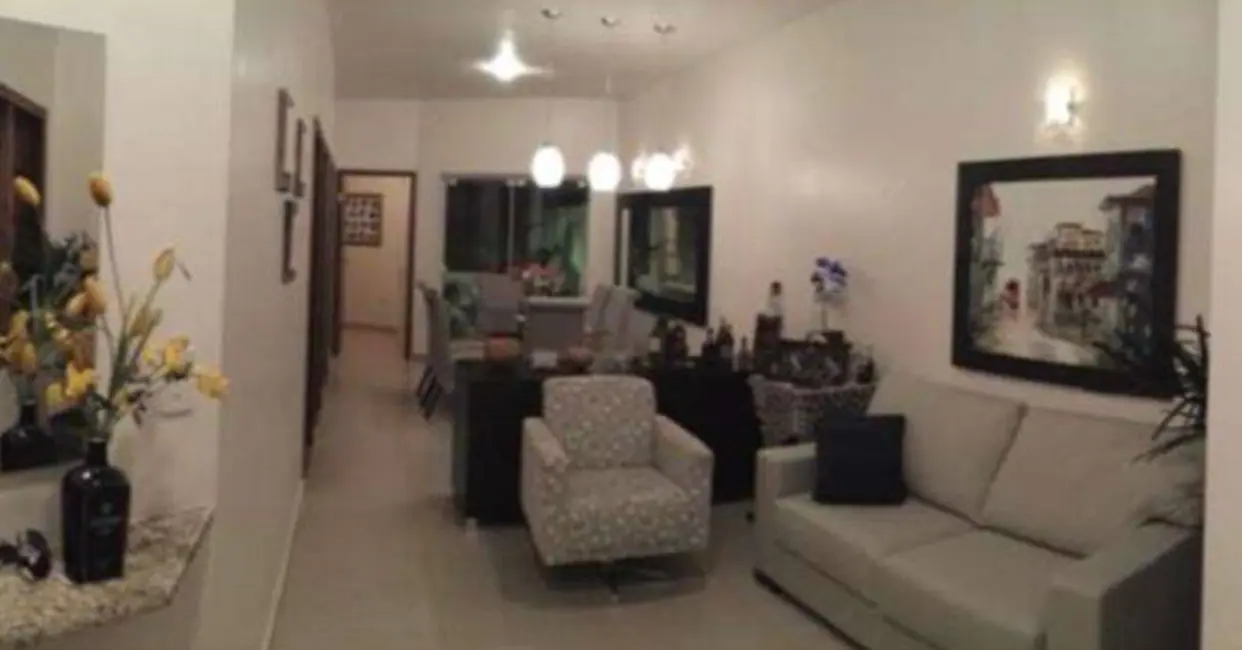 Foto 2 de Casa com 3 quartos à venda, 230m2 em Tremembe - SP