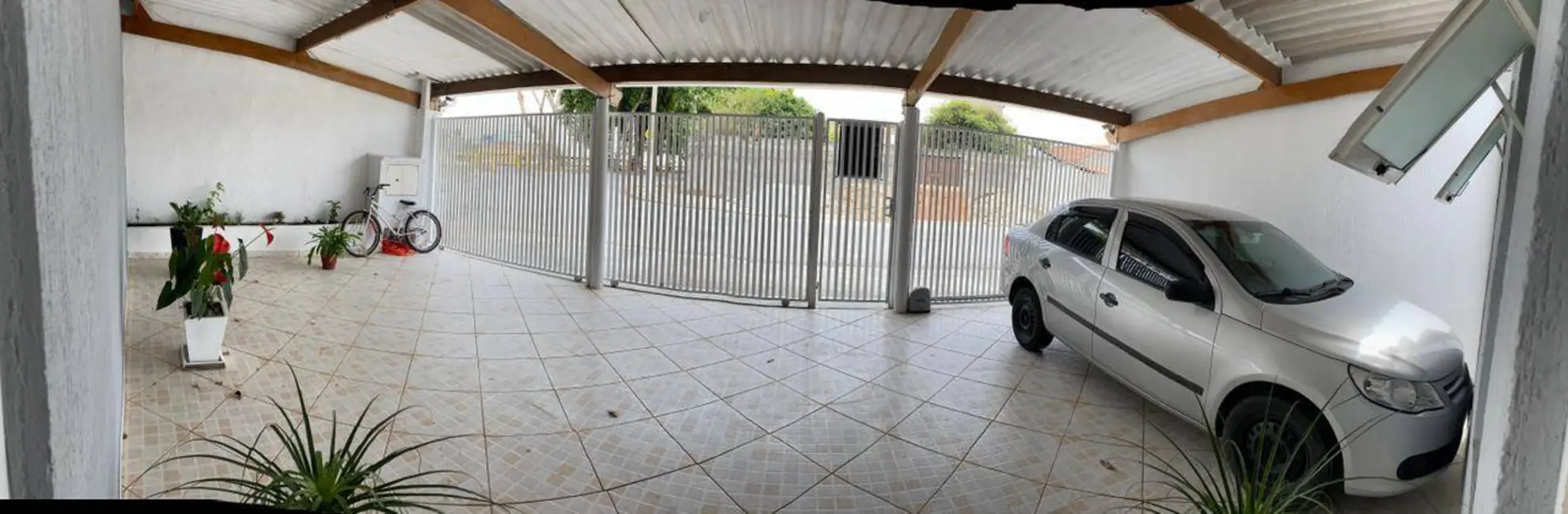 Foto 2 de Casa com 3 quartos à venda, 250m2 em Jardim Jaraguá, Taubate - SP