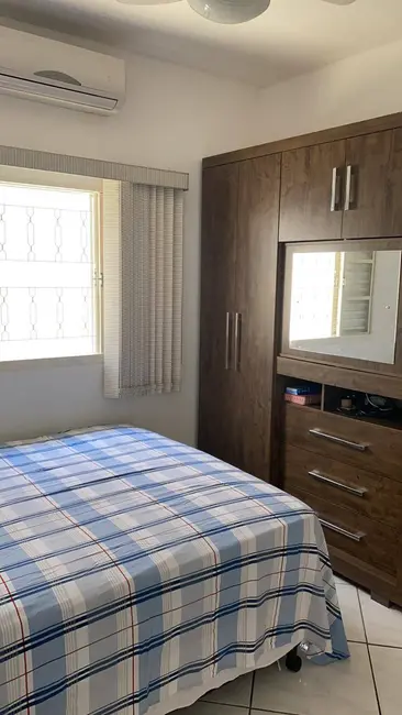 Foto 8 de Casa com 3 quartos à venda, 250m2 em Jardim Jaraguá, Taubate - SP