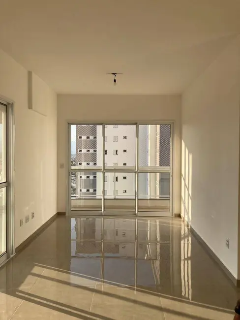Foto 2 de Apartamento à venda em Loteamento Residencial e Comercial Bosque Flamboyant, Taubate - SP
