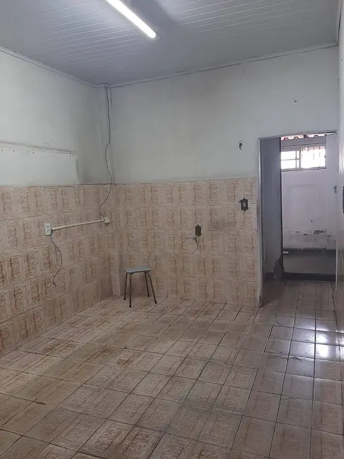 Foto 2 de Casa com 1 quarto à venda, 99m2 em Centro, Taubate - SP