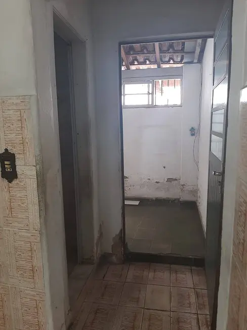 Foto 3 de Casa com 1 quarto à venda, 99m2 em Centro, Taubate - SP