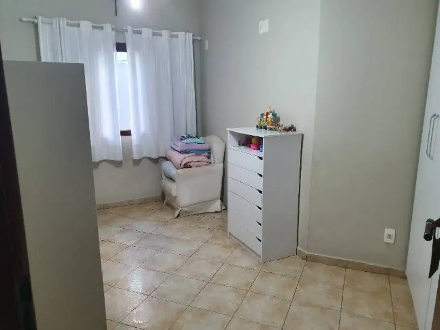 Foto 5 de Casa com 2 quartos à venda, 276m2 em Parque das Flores, Taubate - SP