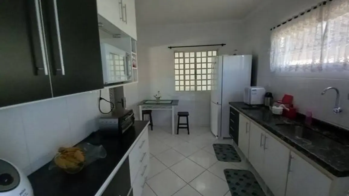 Foto 5 de Casa de Condomínio com 3 quartos à venda, 140m2 em Parque São Cristóvão, Taubate - SP