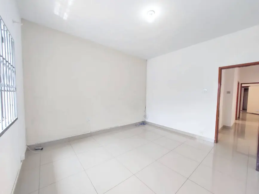 Foto 2 de Casa com 3 quartos à venda, 250m2 em Jardim Santa Clara, Taubate - SP