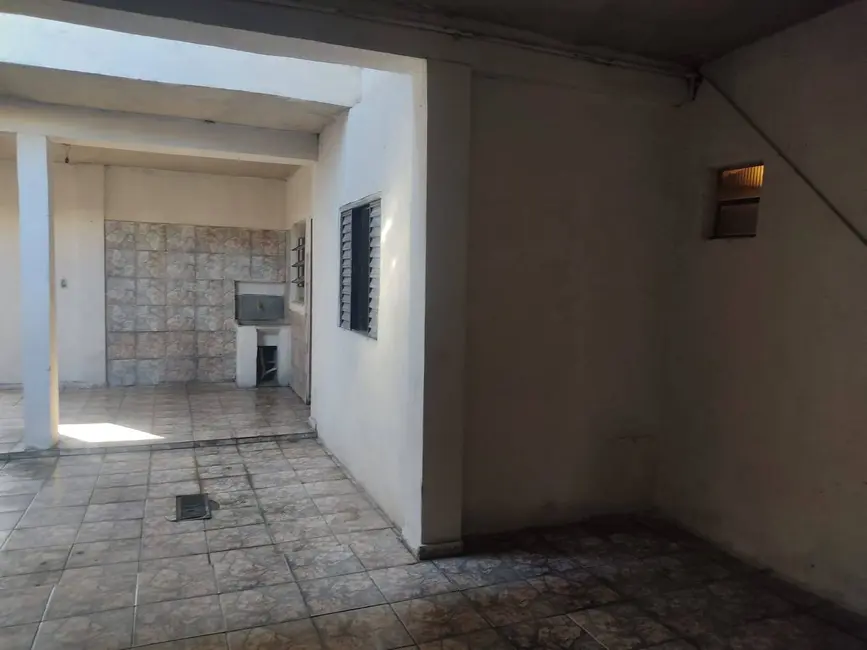 Foto 7 de Casa com 6 quartos à venda, 180m2 em Residencial Sítio Santo Antônio, Taubate - SP