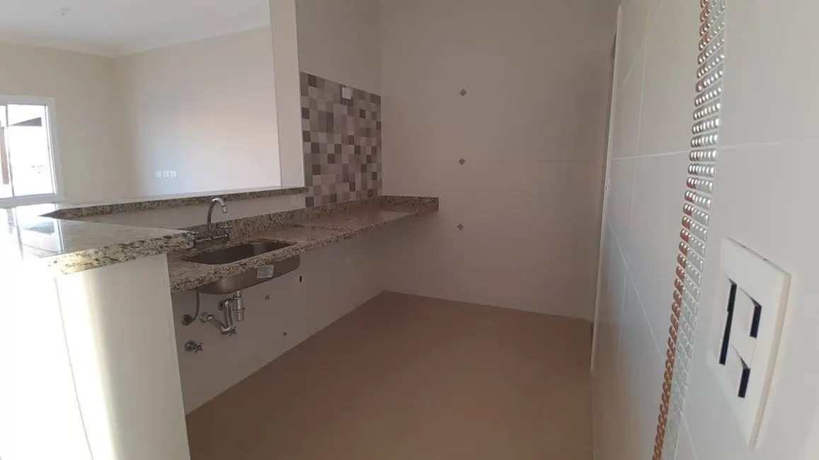Foto 3 de Casa com 2 quartos à venda, 125m2 em Vila dos Comerciários 2, Taubate - SP