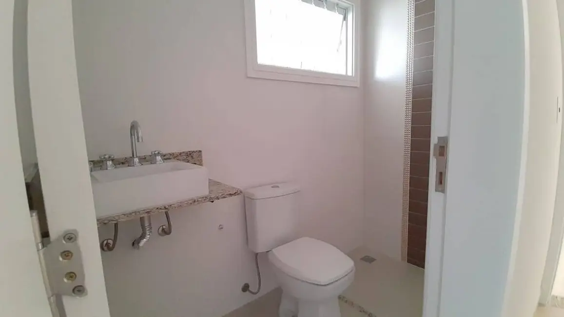 Foto 9 de Casa com 2 quartos à venda, 125m2 em Vila dos Comerciários 2, Taubate - SP