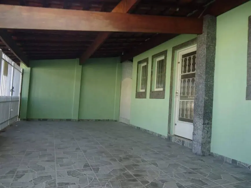 Foto 2 de Casa com 2 quartos à venda, 150m2 em Tremembe - SP