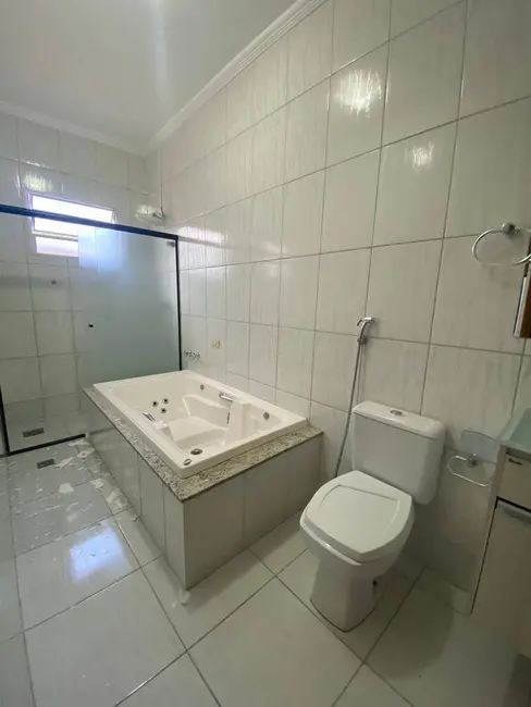 Foto 9 de Casa com 3 quartos à venda, 250m2 em Vila Prosperidade, Taubate - SP