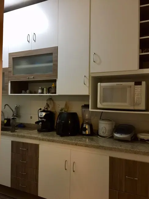 Foto 9 de Casa com 3 quartos para alugar, 200m2 em Piracangaguá, Taubate - SP