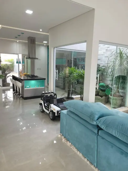 Foto 6 de Casa com 3 quartos à venda, 178m2 em Chácara do Visconde, Taubate - SP