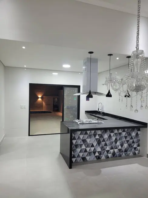 Foto 3 de Casa com 3 quartos à venda, 165m2 em Chácara do Visconde, Taubate - SP