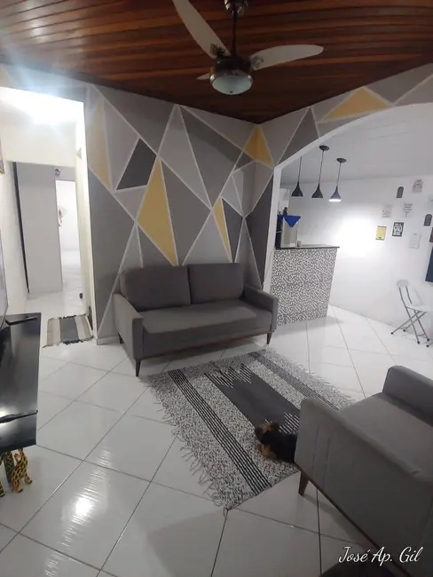 Foto 1 de Casa com 3 quartos à venda, 109m2 em Conjunto Habitacional C.D.H.U., Taubate - SP