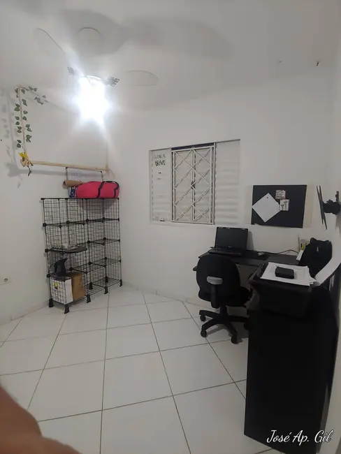 Foto 2 de Casa com 3 quartos à venda, 109m2 em Conjunto Habitacional C.D.H.U., Taubate - SP