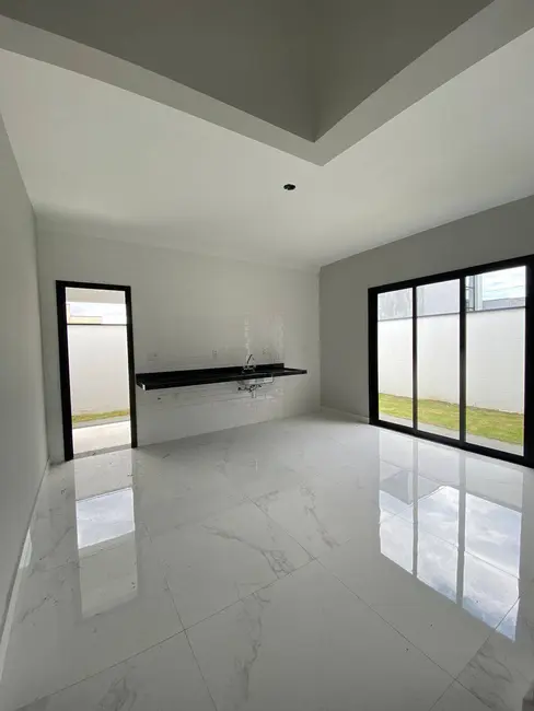 Foto 5 de Casa com 3 quartos à venda, 300m2 em Piracangaguá, Taubate - SP