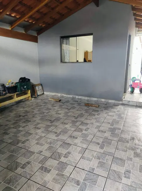 Foto 2 de Casa com 3 quartos à venda, 128m2 em Jardim Continental II, Taubate - SP
