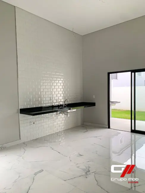 Foto 3 de Casa com 3 quartos à venda, 300m2 em Piracangaguá, Taubate - SP