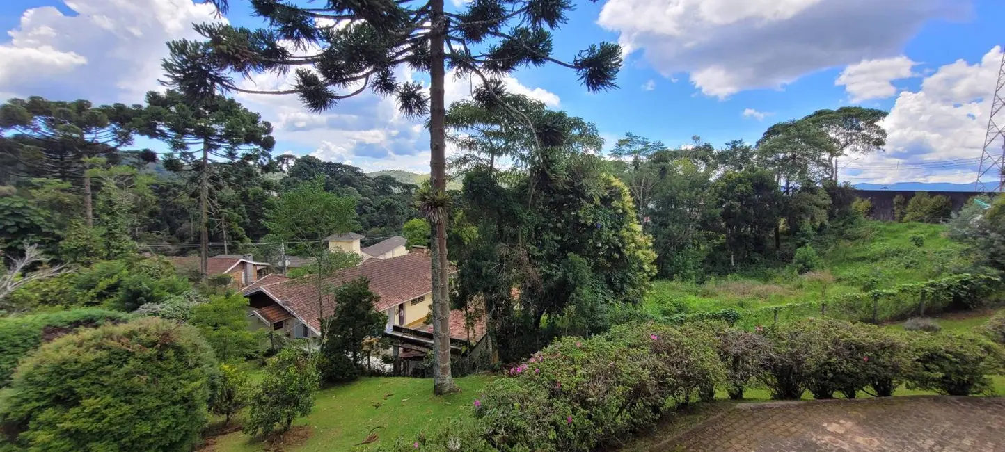 Casa com 3 quartos à venda, 1020m2 em Campos Do Jordao - SP - imagem 7 Foto 7 de Casa com 3 quartos à venda, 1020m2 em Campos Do Jordao - SP