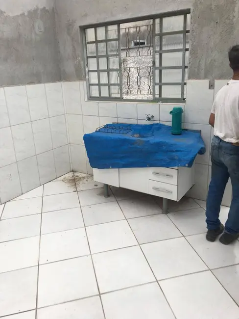 Foto 6 de Casa à venda, 400m2 em Chácara São Silvestre, Taubate - SP