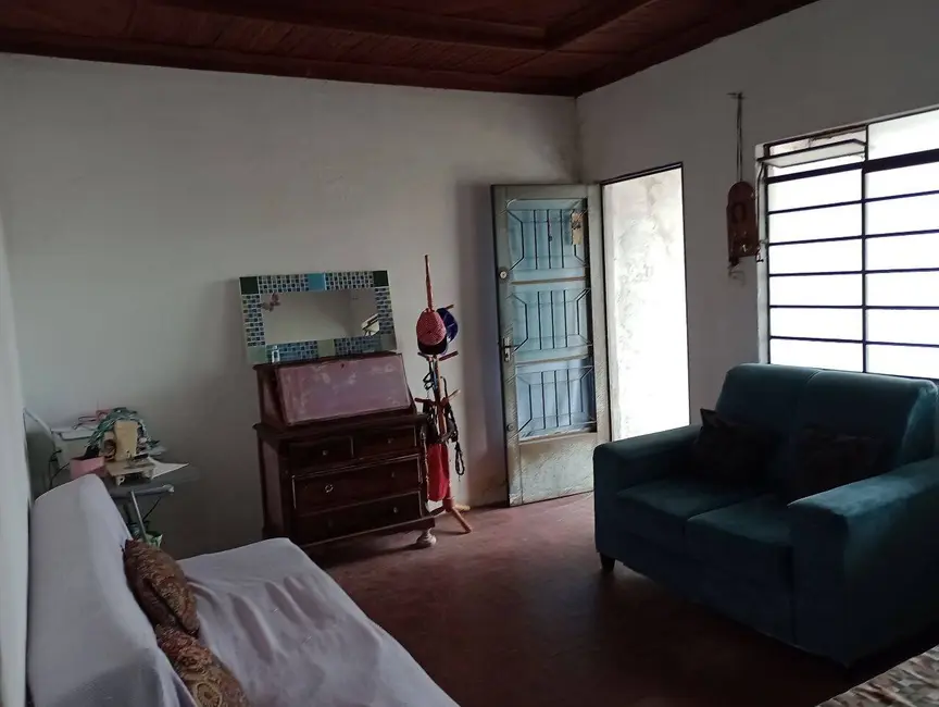 Foto 1 de Casa com 1 quarto à venda, 250m2 em Jardim Ana Emilia, Taubate - SP