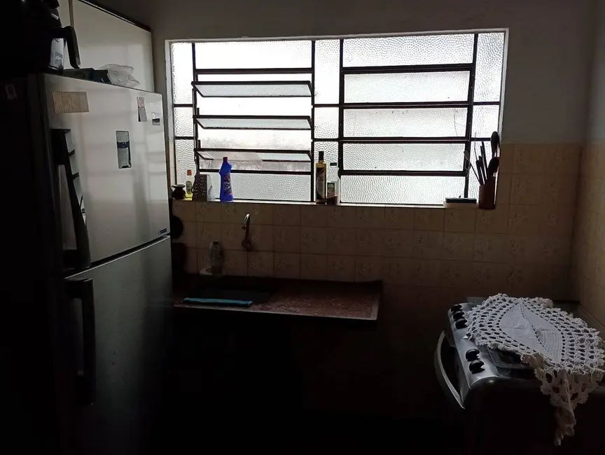 Foto 4 de Casa com 1 quarto à venda, 250m2 em Jardim Ana Emilia, Taubate - SP