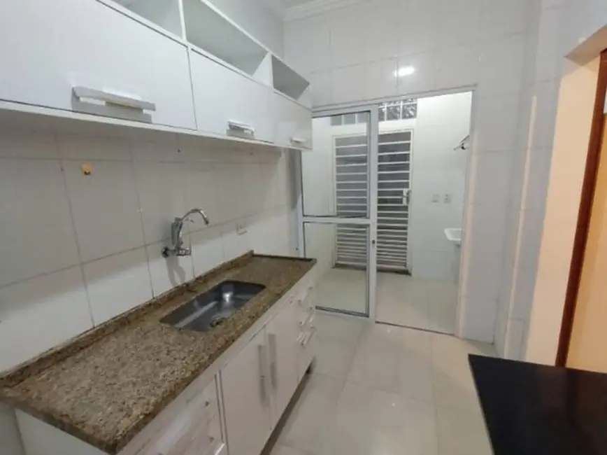 Foto 3 de Sobrado com 2 quartos à venda, 125m2 em Granja Daniel, Taubate - SP