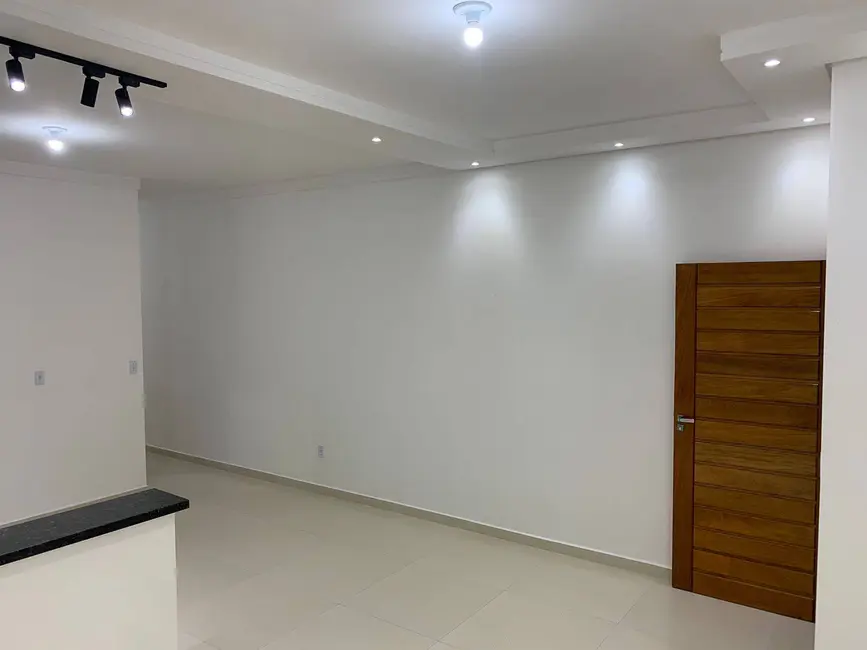 Foto 9 de Casa com 2 quartos à venda, 125m2 em Residencial Estoril, Taubate - SP
