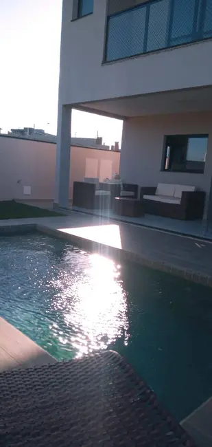 Casa com 3 quartos à venda, 300m2 em Parque Residencial Maria Elmira, Cacapava - SP - imagem 9 Foto 9 de Casa com 3 quartos à venda, 300m2 em Parque Residencial Maria Elmira, Cacapava - SP