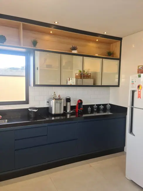 Casa com 3 quartos à venda, 300m2 em Parque Residencial Maria Elmira, Cacapava - SP - imagem 3 Foto 3 de Casa com 3 quartos à venda, 300m2 em Parque Residencial Maria Elmira, Cacapava - SP