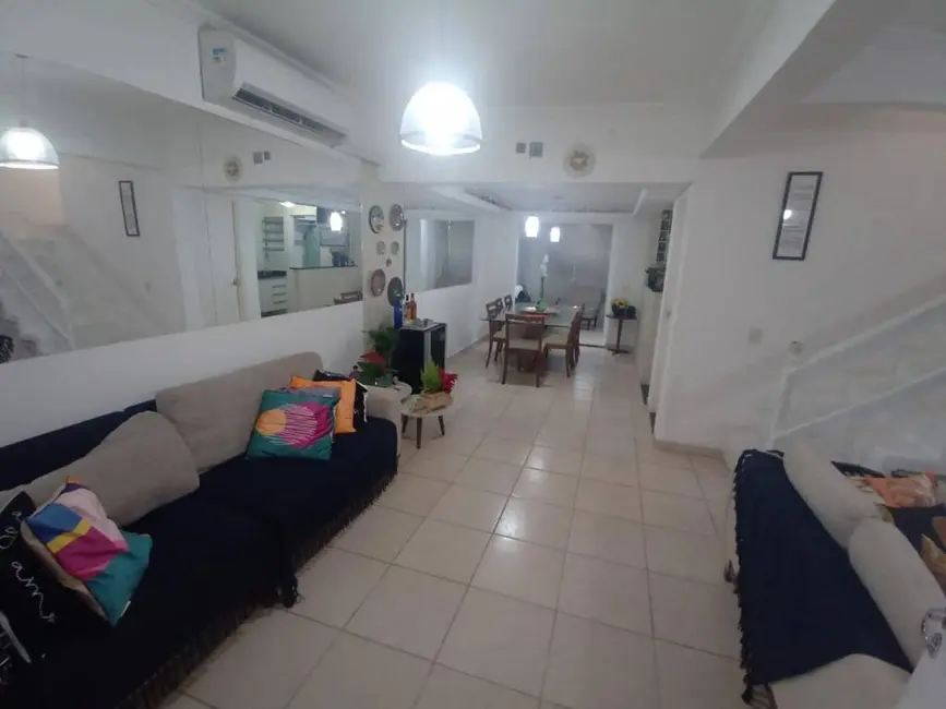 Foto 3 de Casa com 4 quartos à venda, 125m2 em Esplanada Independência, Taubate - SP