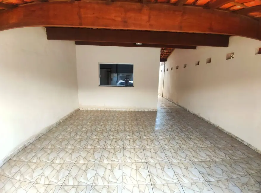 Foto 1 de Casa com 2 quartos à venda, 125m2 em Parque São Cristóvão, Taubate - SP