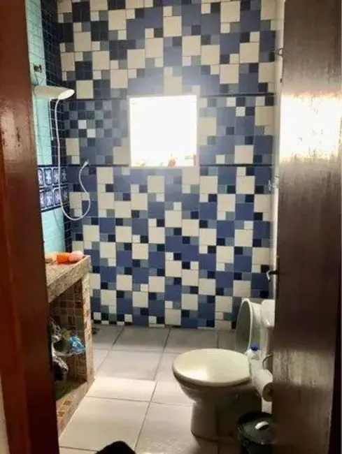 Foto 9 de Casa com 2 quartos à venda, 125m2 em Residencial Estoril, Taubate - SP