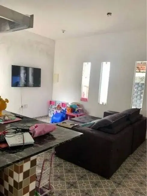 Foto 8 de Casa com 2 quartos à venda, 125m2 em Residencial Estoril, Taubate - SP
