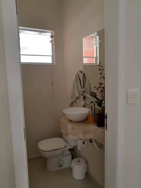 Casa com 3 quartos à venda, 275m2 em Tremembe - SP - imagem 6 Foto 6 de Casa com 3 quartos à venda, 275m2 em Tremembe - SP