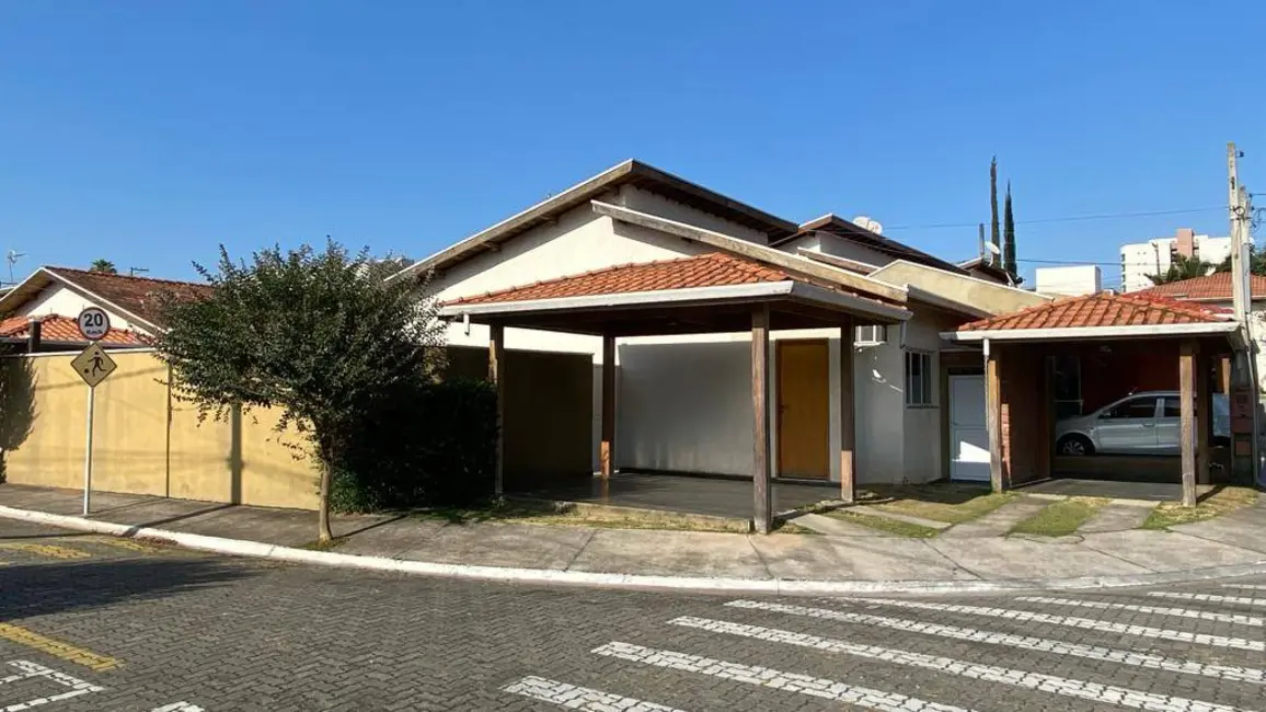 Foto 1 de Casa com 3 quartos à venda, 224m2 em Parque Paduan, Taubate - SP