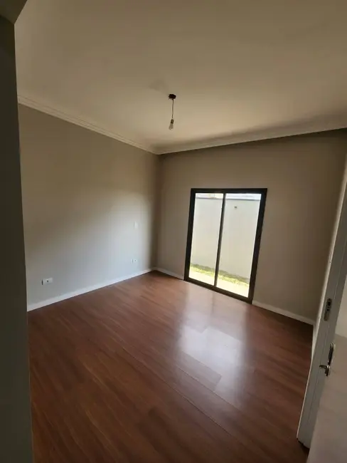 Foto 3 de Casa com 3 quartos à venda, 307m2 em Taubate - SP