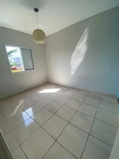 Foto 4 de Apartamento com 2 quartos para alugar, 70m2 em Vila São José, Taubate - SP